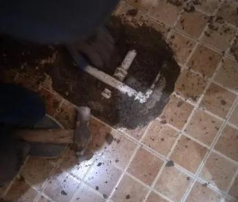 丽江卫生间漏水维修公司为您分享下卫生间渗水如何处理及注意事项